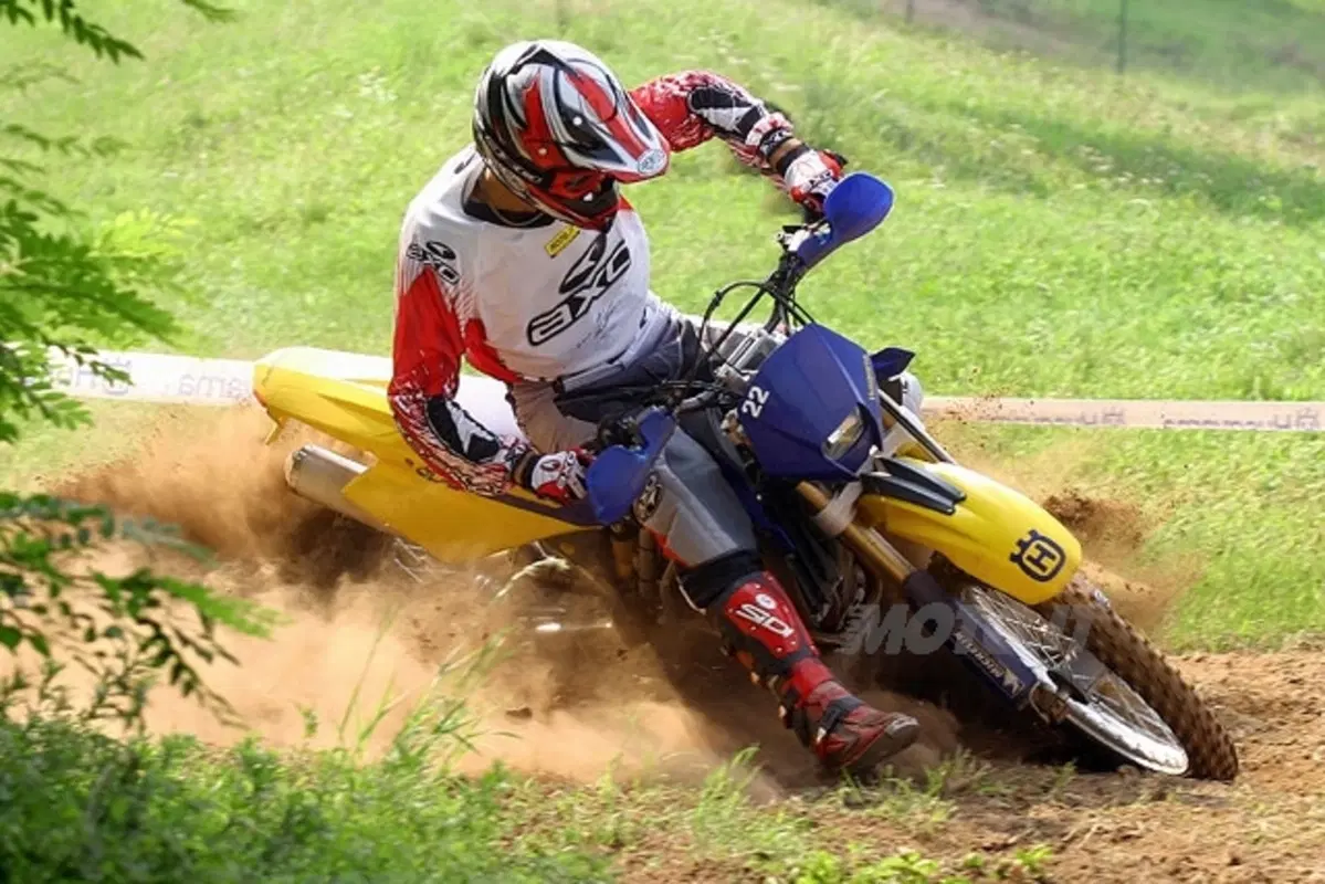 HUSQVARNA 2006 (24)