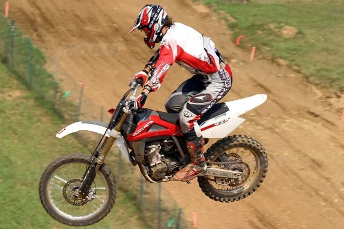 HUSQVARNA 2006 (25)