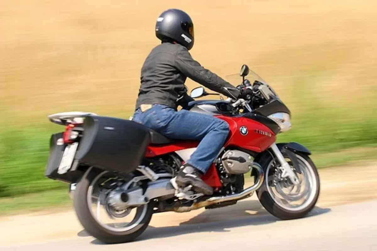 BMW R 1200 ST (4)