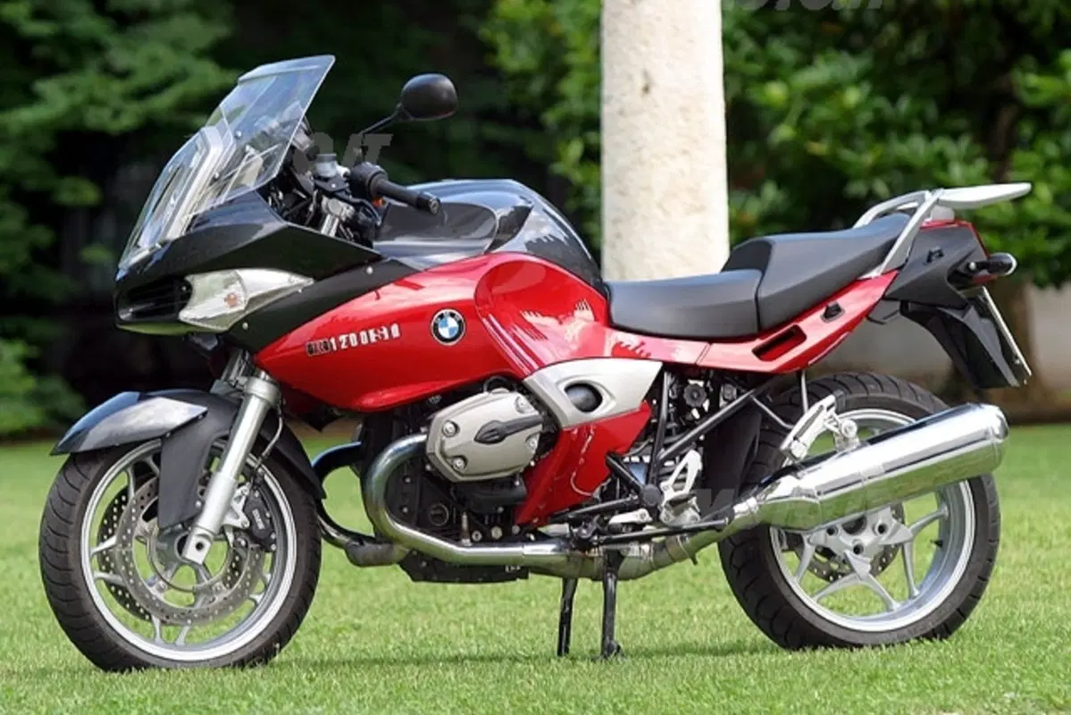 BMW R 1200 ST (9)
