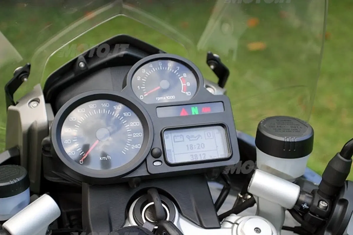 BMW R 1200 ST (13)
