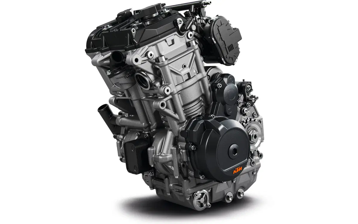 KTM 790 Duke. Media ready to race (6)