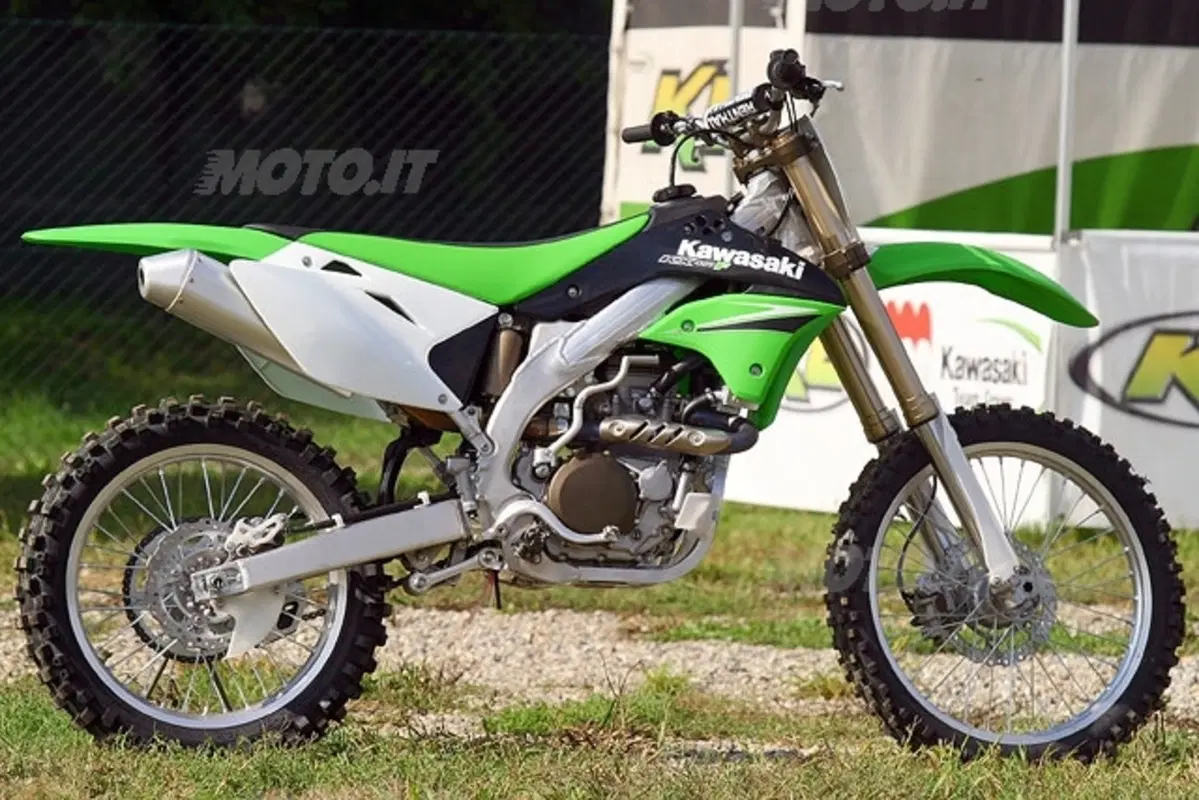 KAWASAKI KX450F - KX250F 2006 (5)