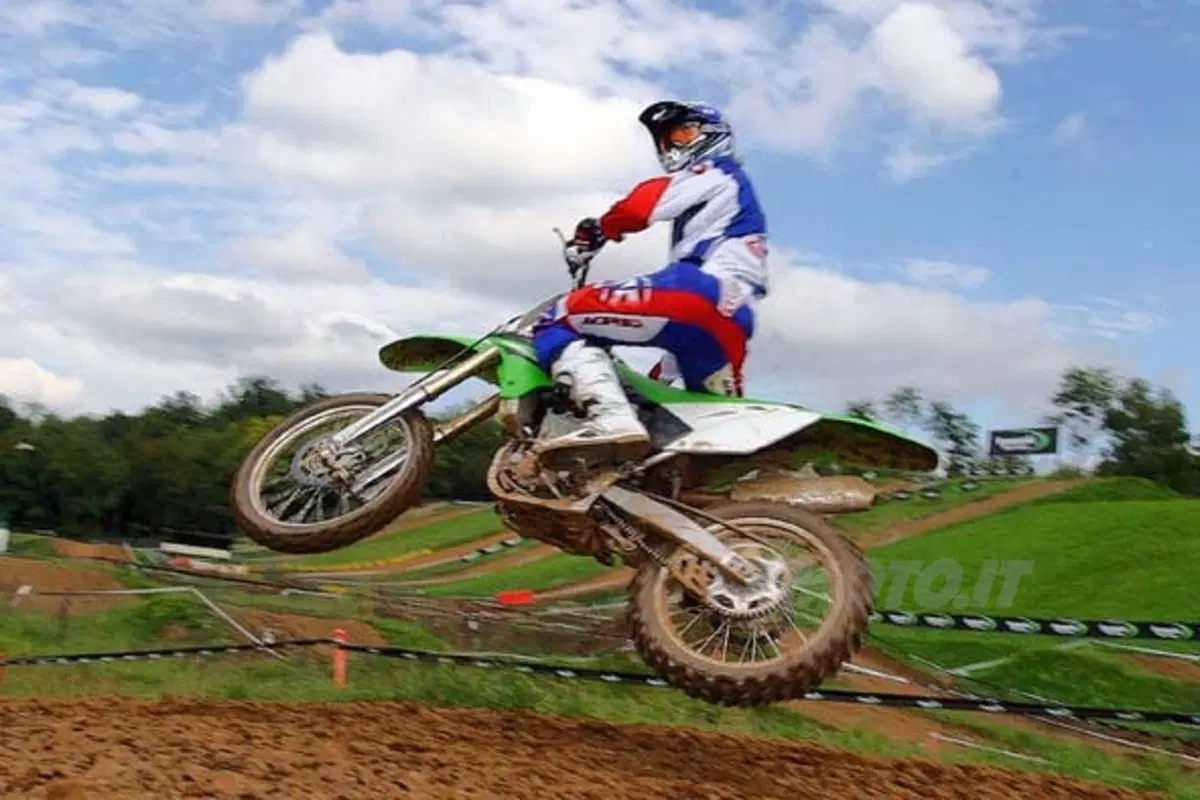 KAWASAKI KX450F - KX250F 2006 (6)