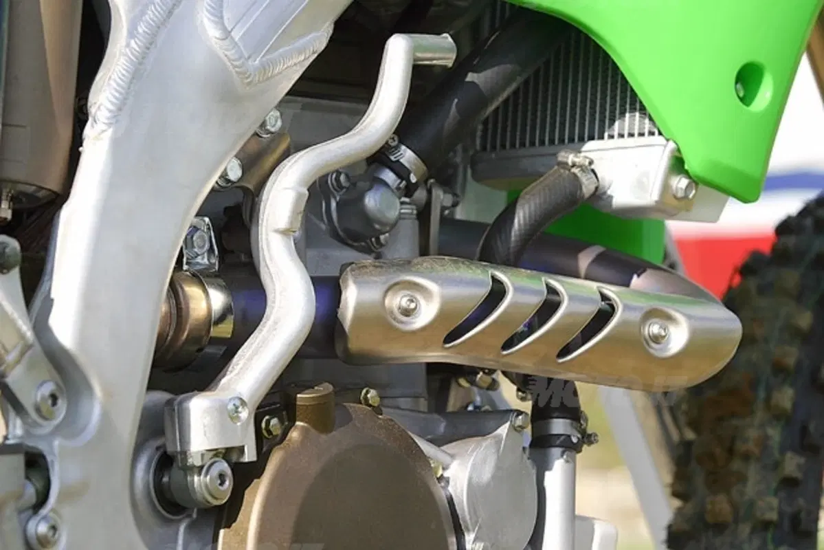 KAWASAKI KX450F - KX250F 2006 (10)