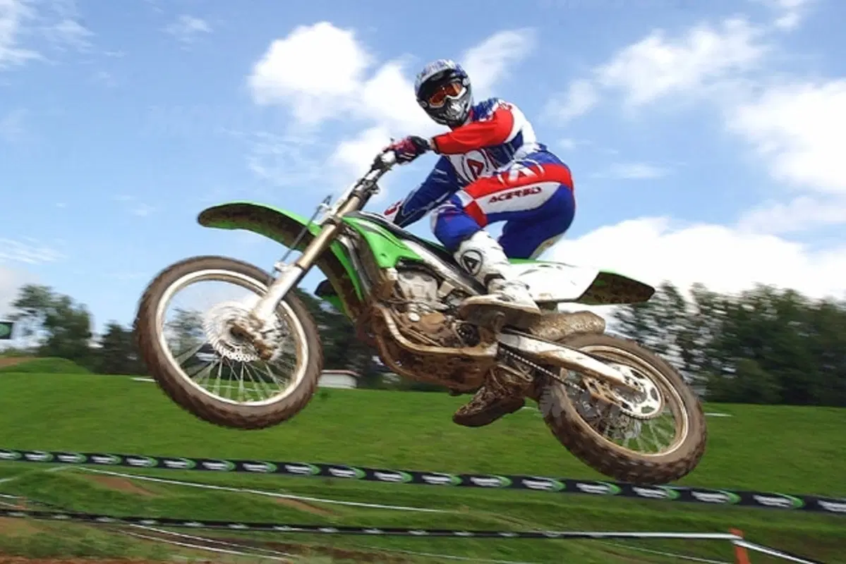 KAWASAKI KX450F - KX250F 2006 (15)