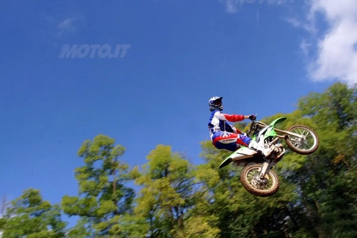 KAWASAKI KX450F - KX250F 2006 (17)