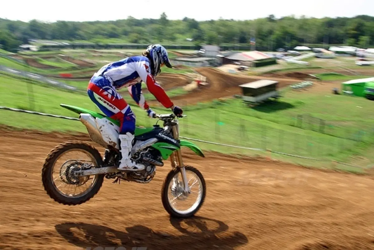 KAWASAKI KX450F - KX250F 2006 (23)
