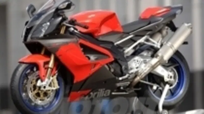 Aprilia RSV1000R e R Factory '06