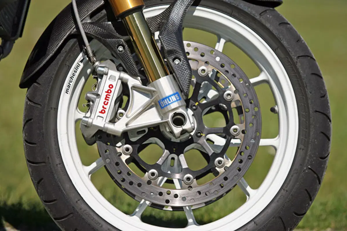 Ducati Monster S4RS Testastretta (7)
