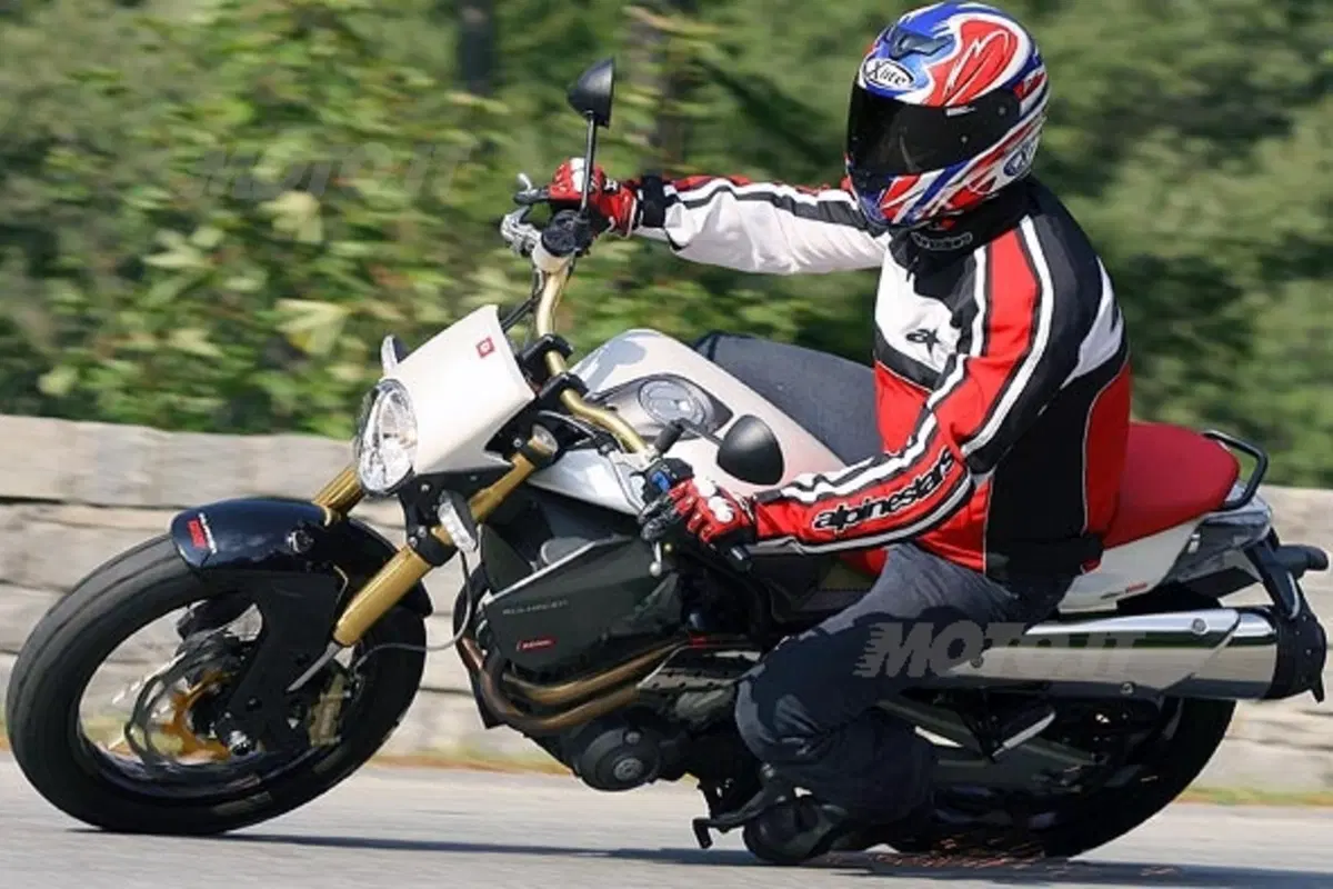 DERBI Mulhacén 659 (2)