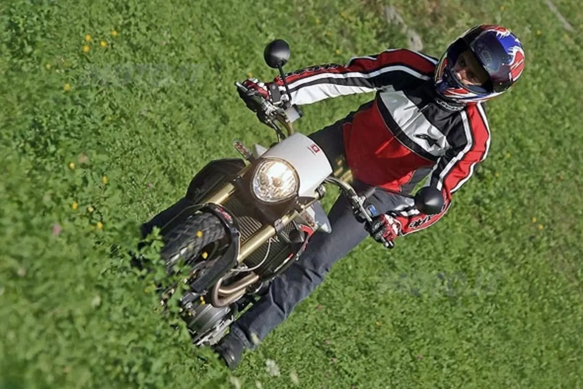 DERBI Mulhacén 659 (4)