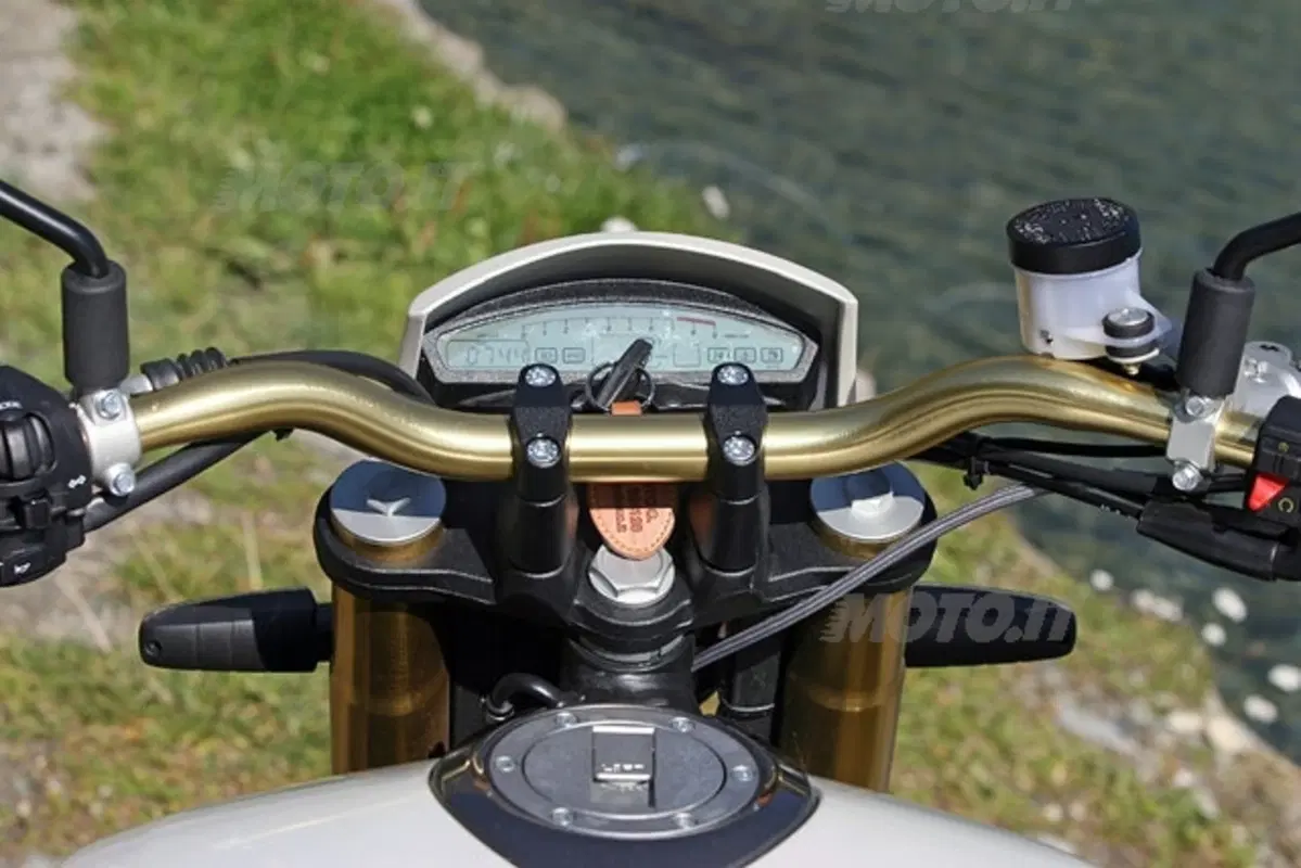 DERBI Mulhacén 659 (9)