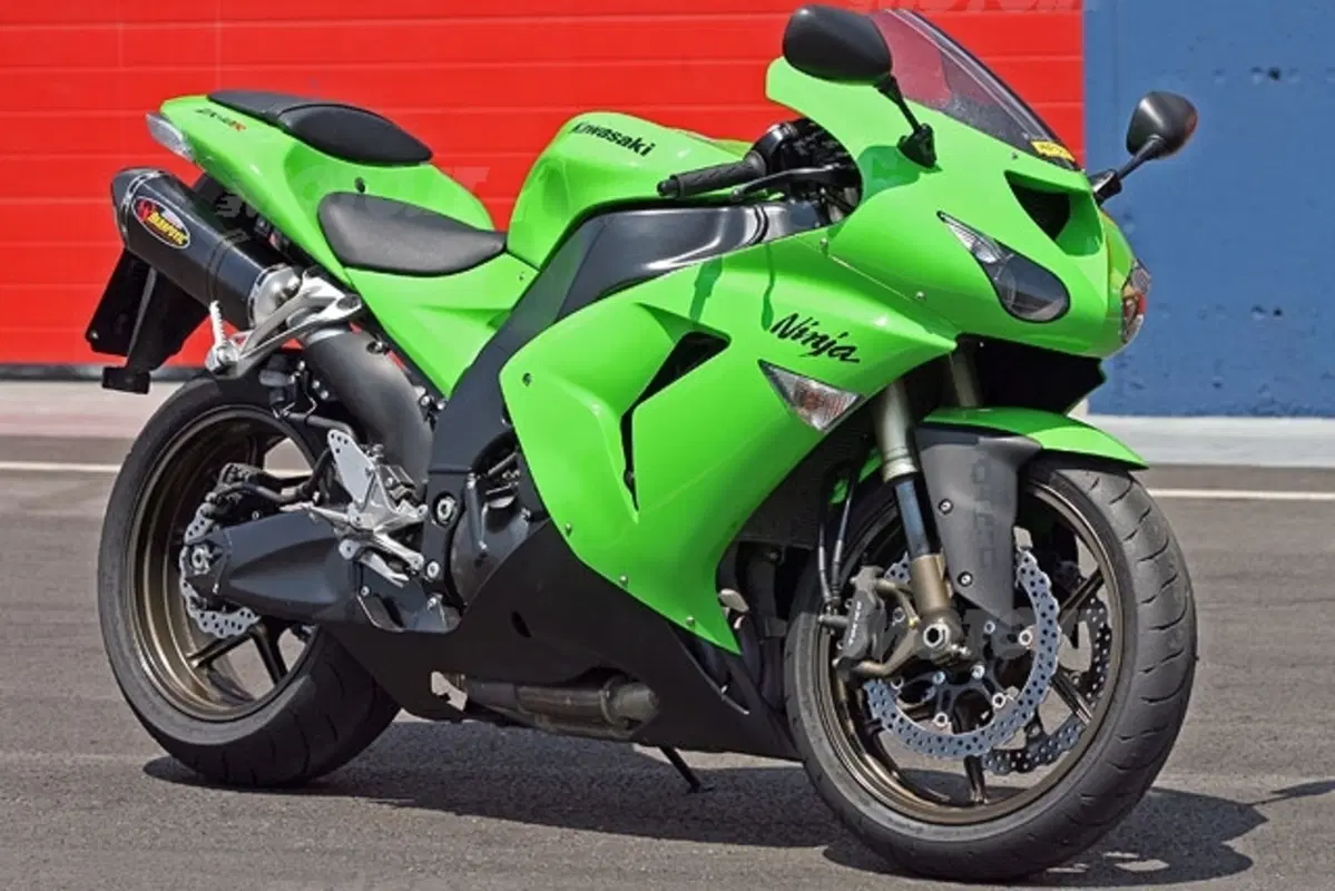 KAWASAKI Ninja ZX10-R