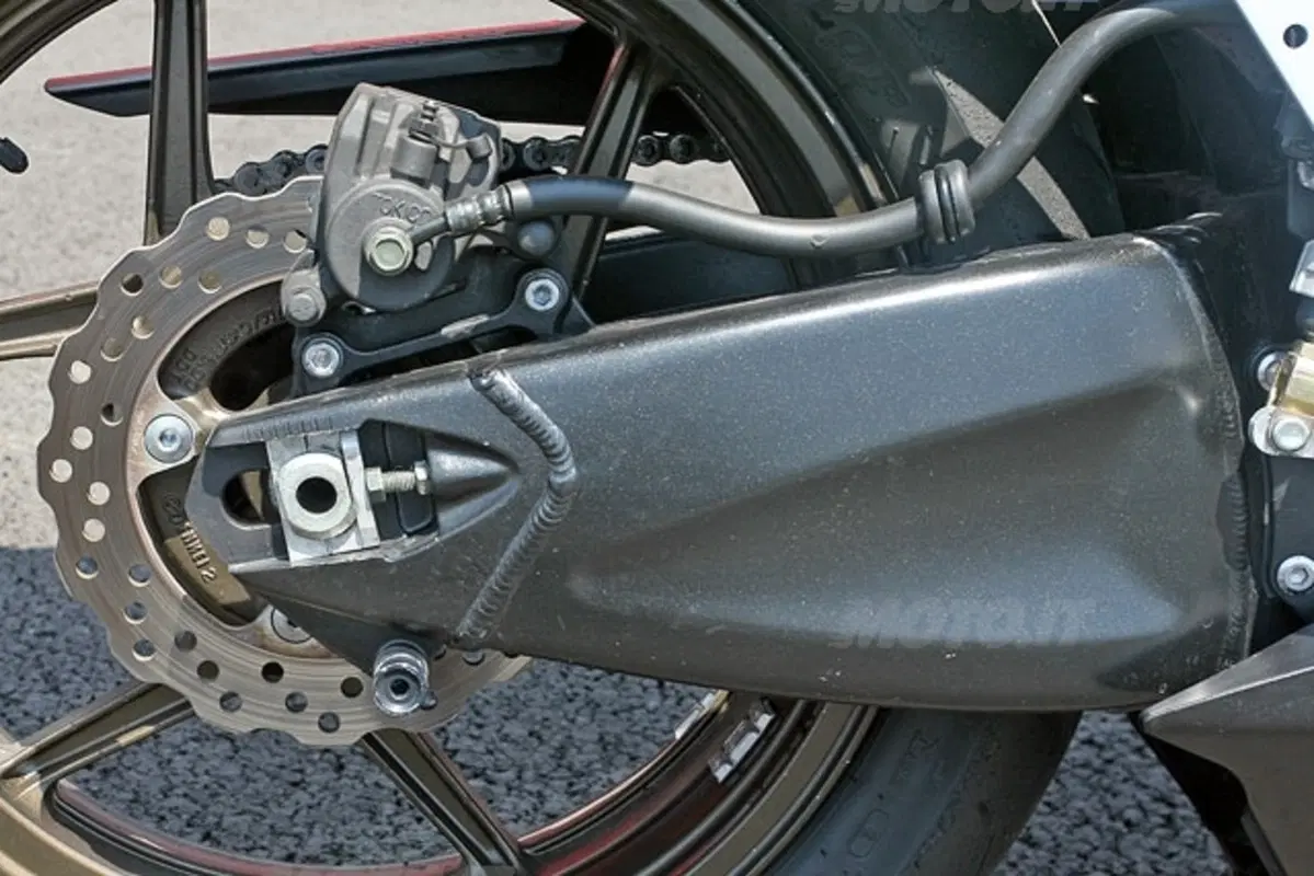 KAWASAKI Ninja ZX10-R (4)