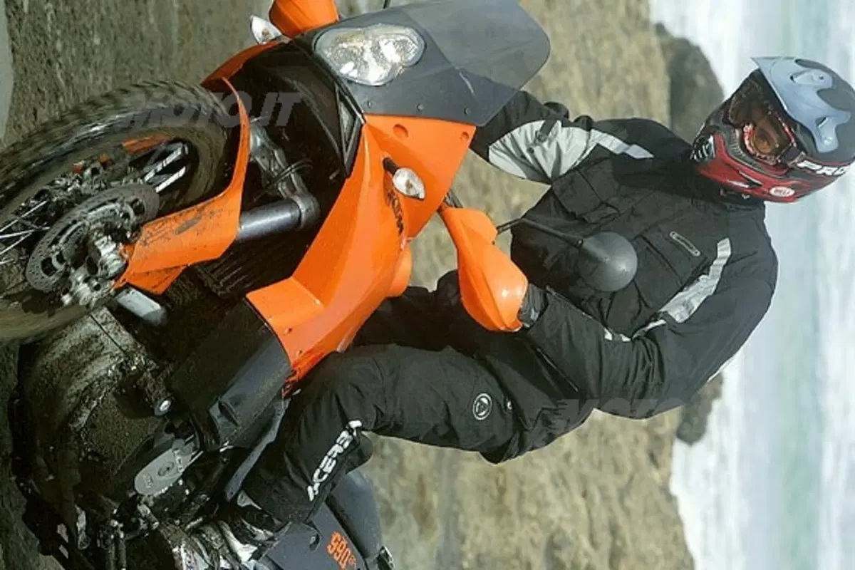 KTM 990 Adventure (6)