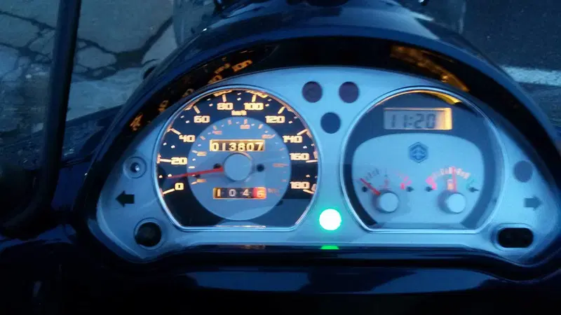Piaggio Beverly Tourer 400 (2008 - 11) (3)