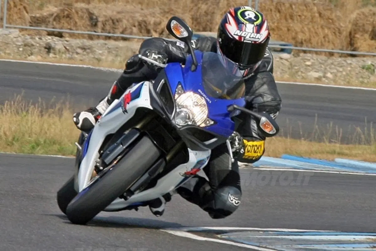 SUZUKI GSX-R 600 (12)