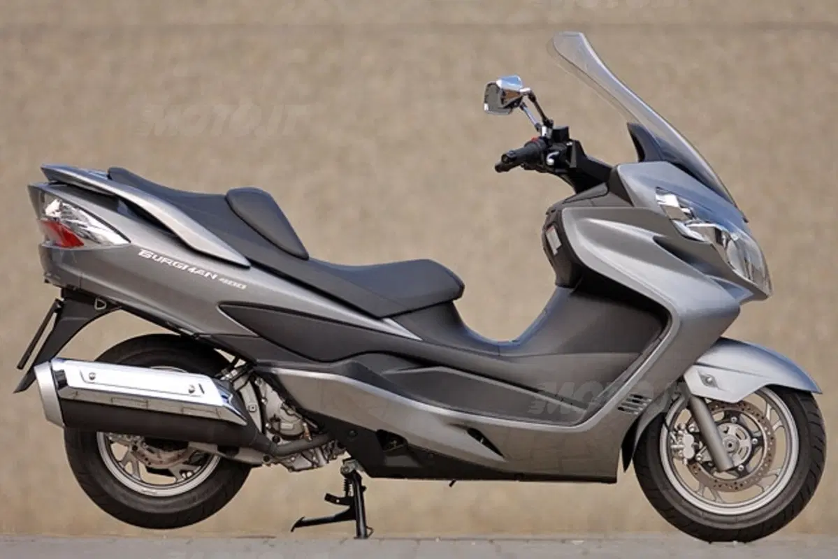 Suzuki Burgman 400 (2)