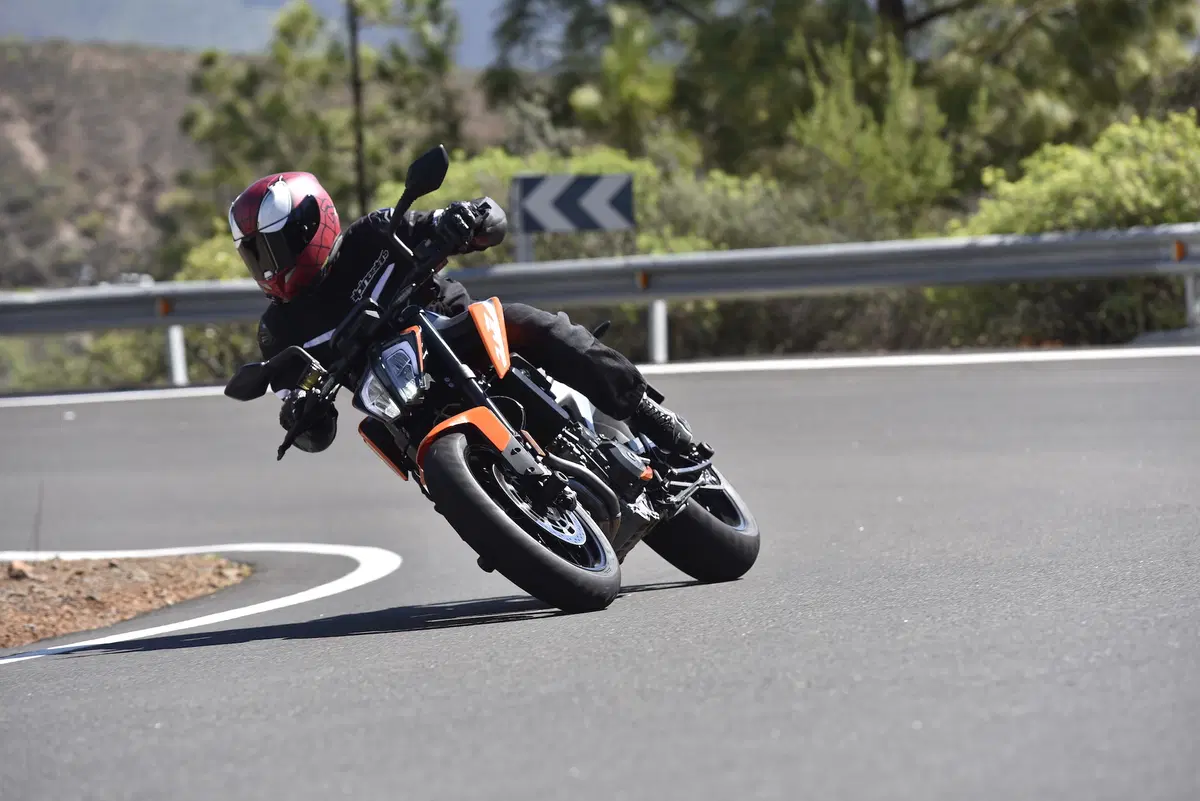 KTM 790 Duke. Media ready to race (8)