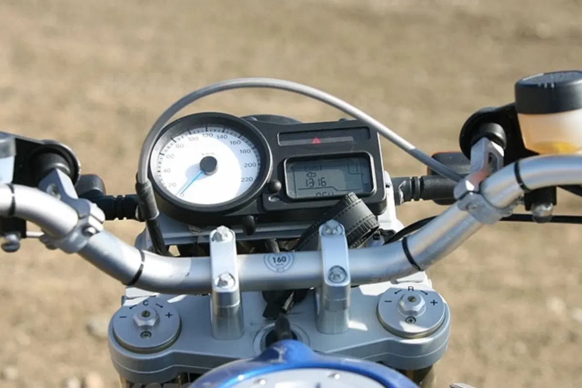 BMW HP2 (5)
