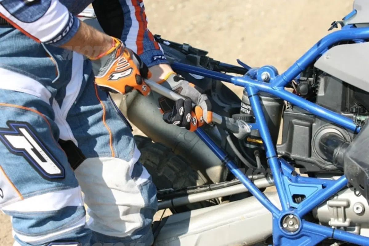 BMW HP2 (10)