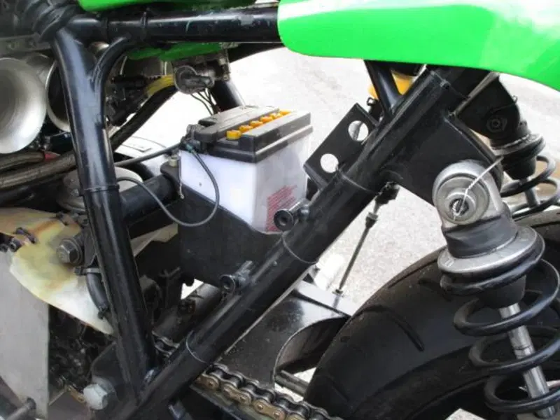 Kawasaki z 1000 r (14)