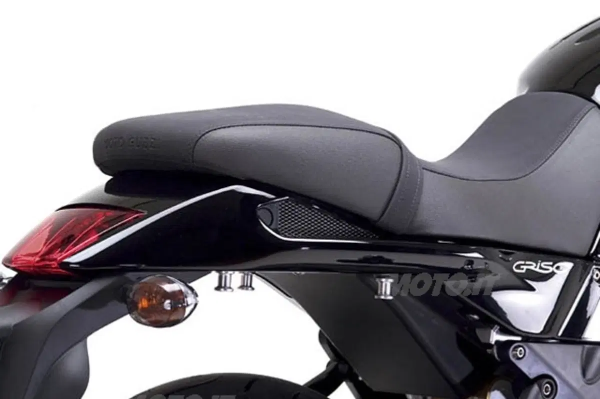 Moto Guzzi Griso 850 (4)