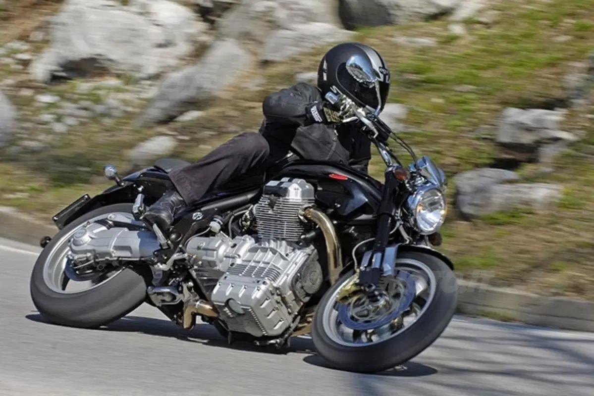 Moto Guzzi Griso 850 (9)