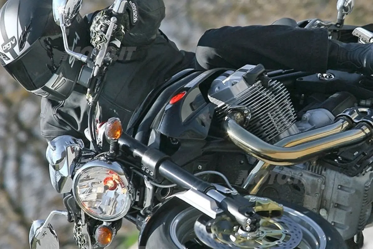 Moto Guzzi Griso 850 (13)