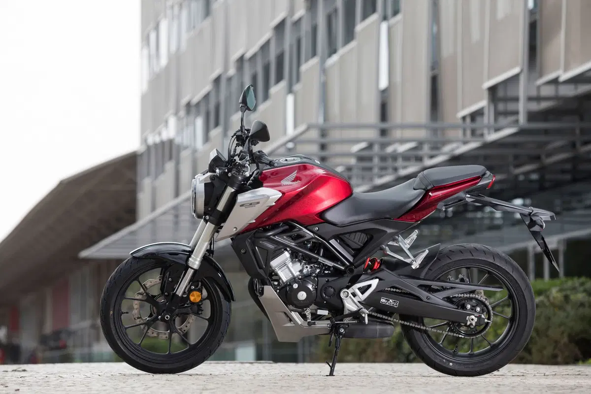 Honda CB125R (20)