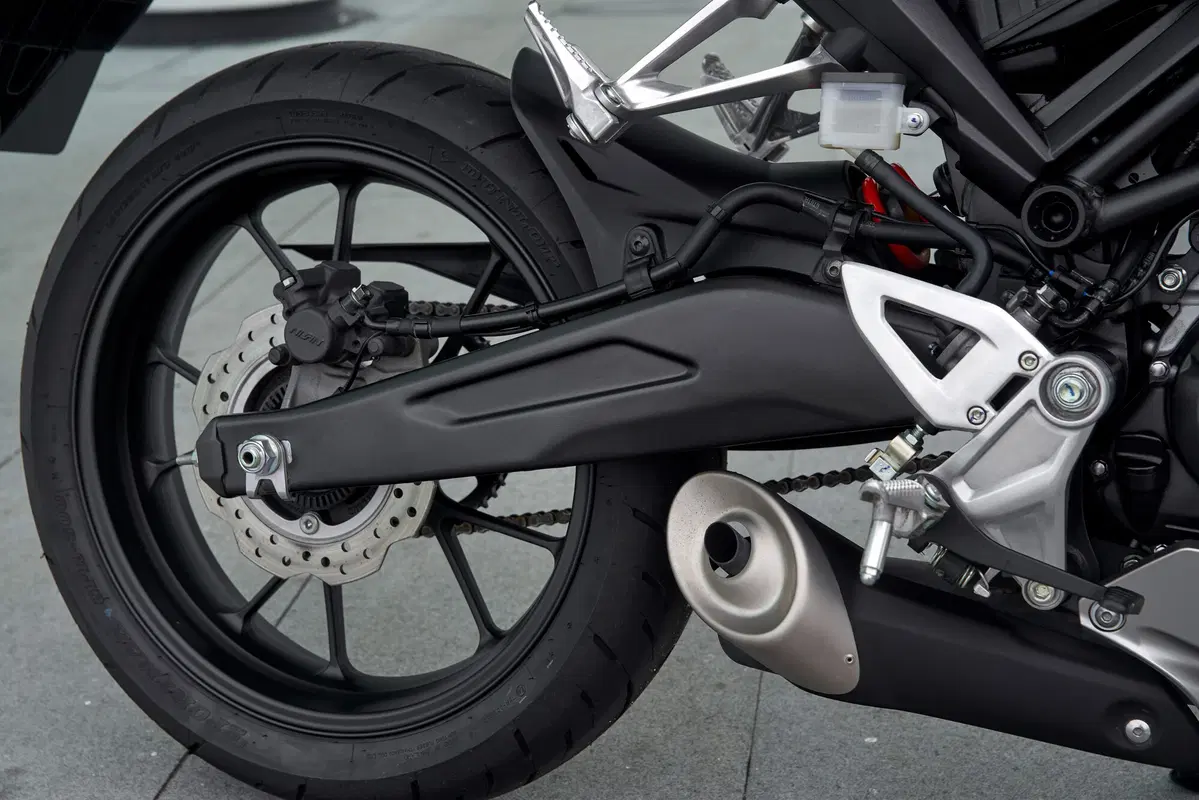 Honda CB125R (33)