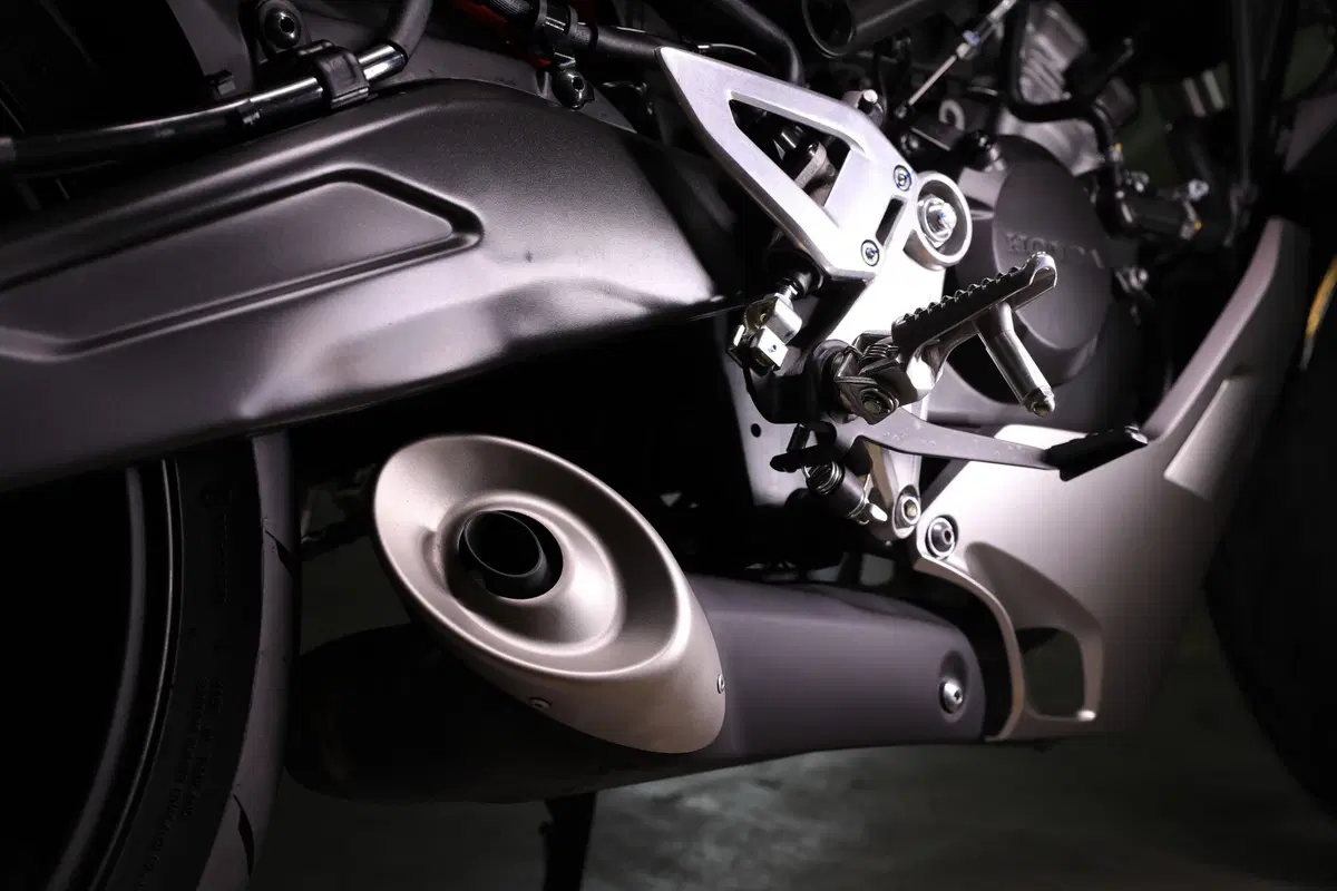 Honda CB125R (40)