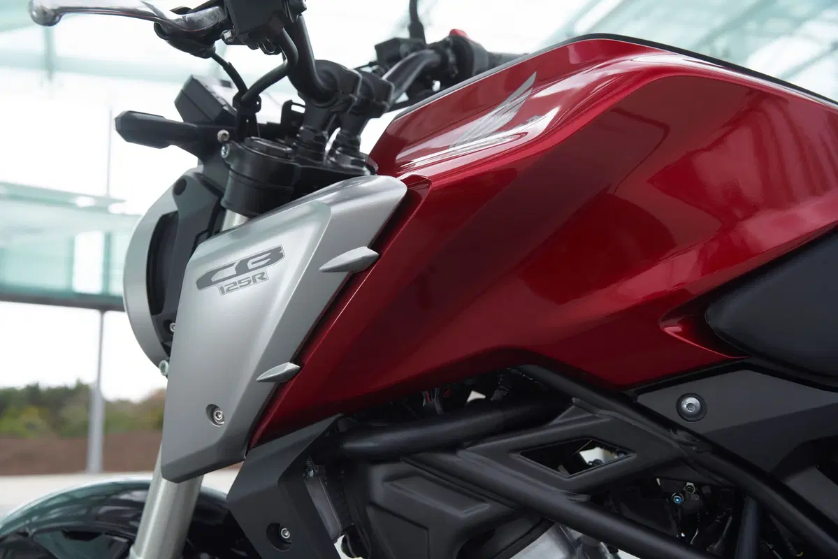 Honda CB125R (52)