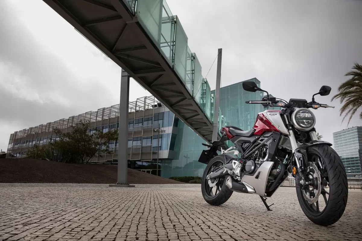 Honda CB125R (70)