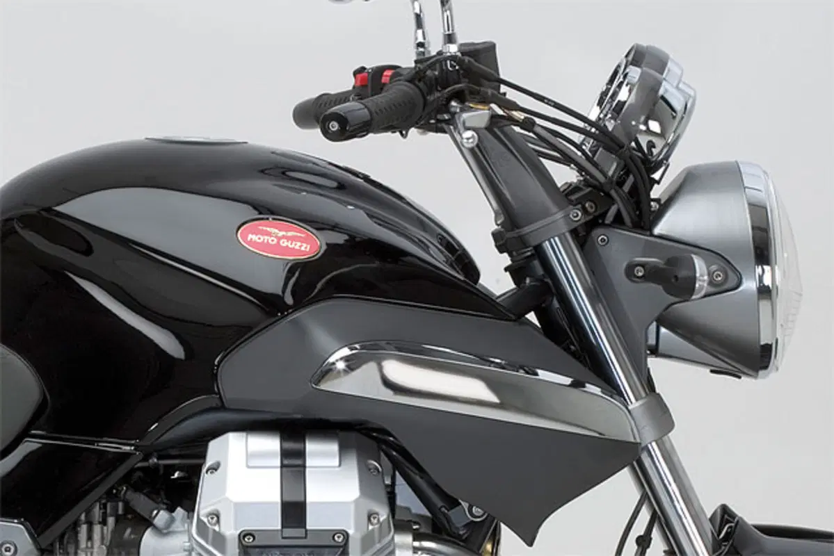 Moto Guzzi Breva 850 (8)