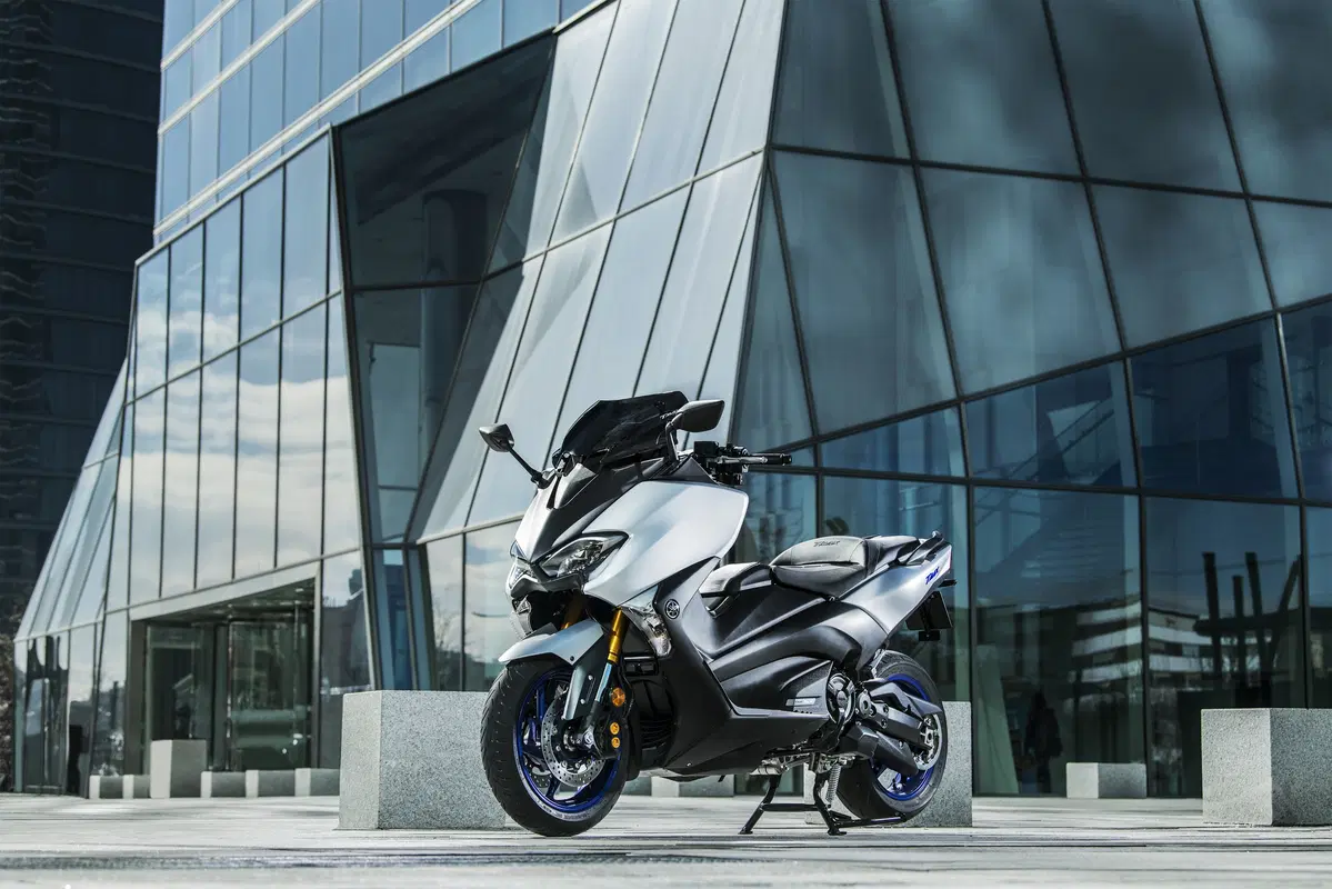 Nuovo Yamaha TMAX SX Sport Edition (8)