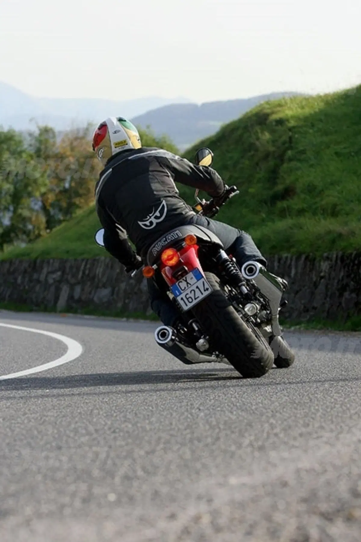 DUCATI Sport Classic GT 1000 (9)