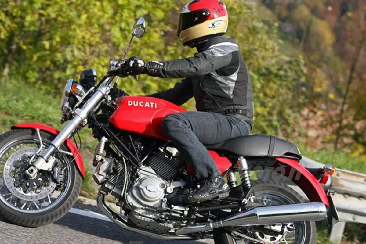 DUCATI Sport Classic GT 1000 (10)
