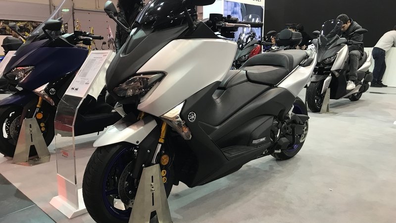 Nuovo Yamaha TMAX SX Sport Edition