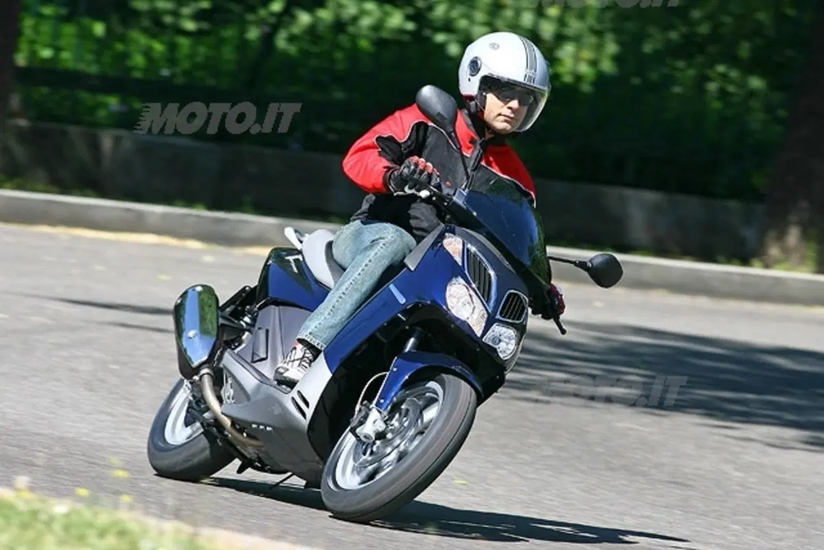 APRILIA SPORTCITY 250 i.e. (14)