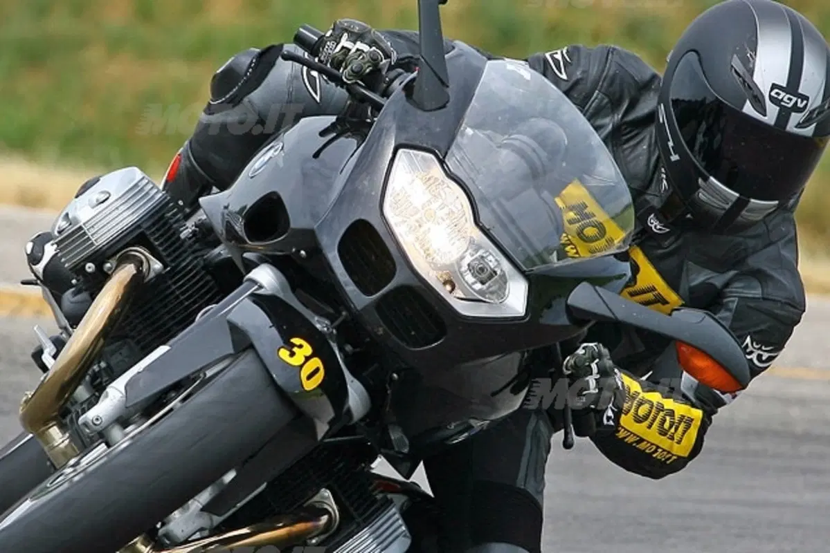 BMW R 1200 S (13)