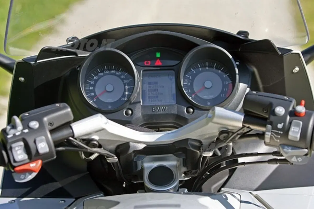 BMW K 1200 GT (5)