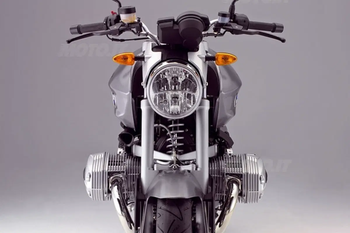 BMW R 1200 R (6)