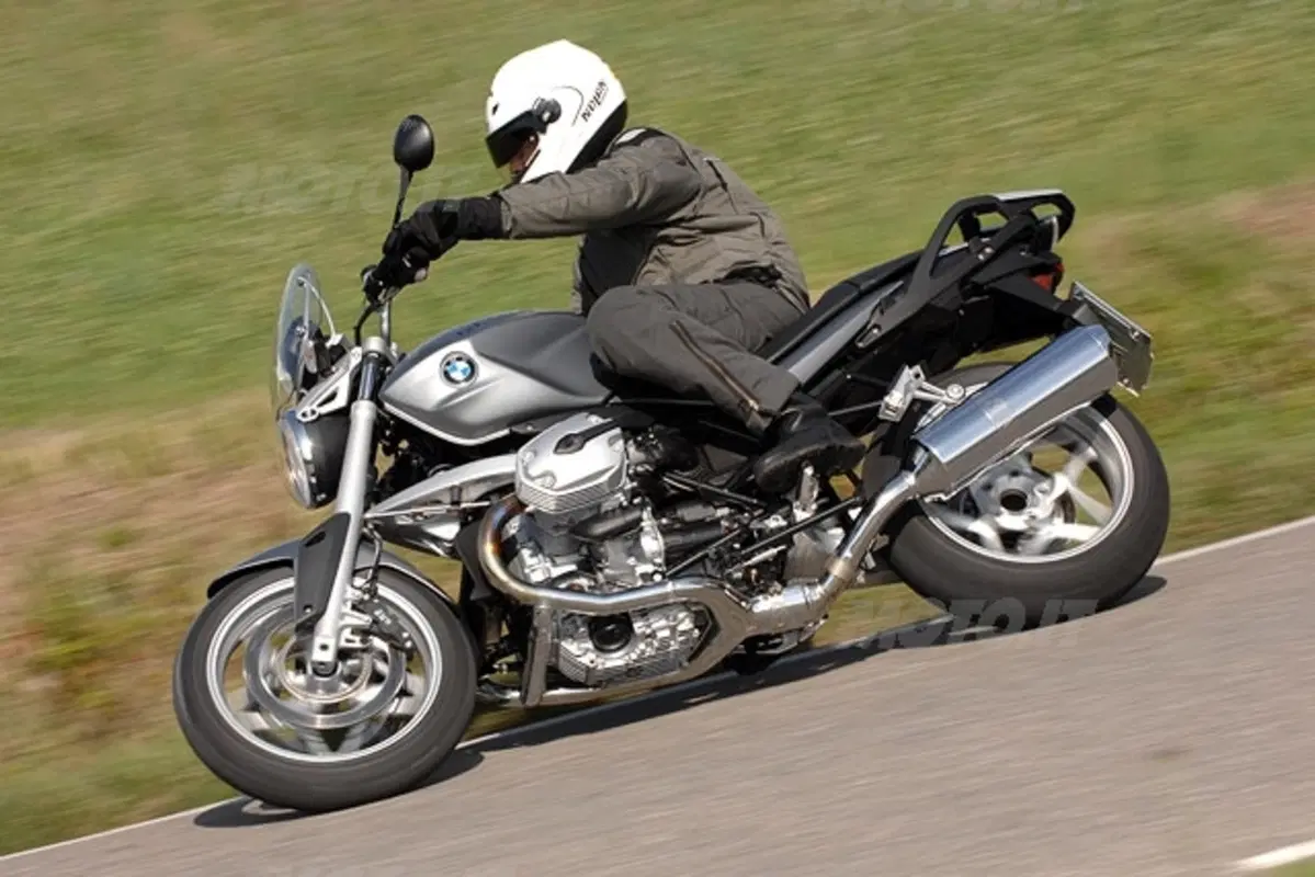BMW R 1200 R (12)