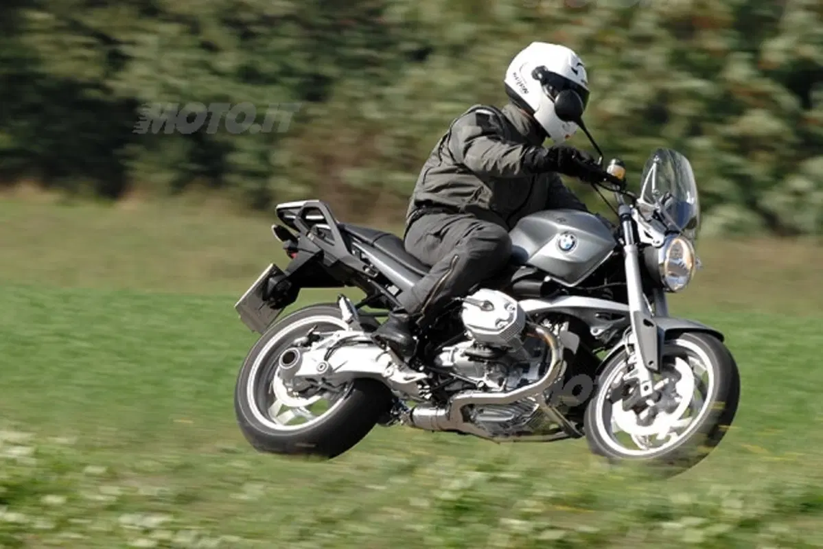BMW R 1200 R (14)
