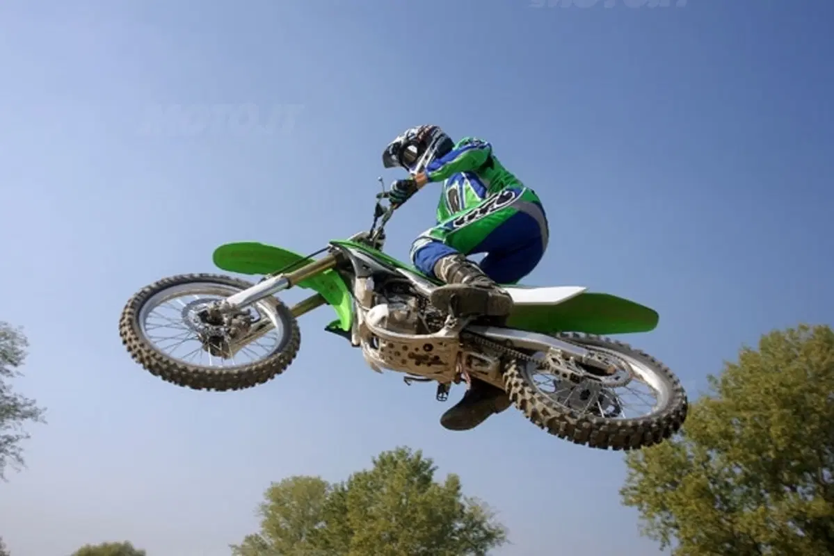 KAWASAKI Gamma 2007 (24)