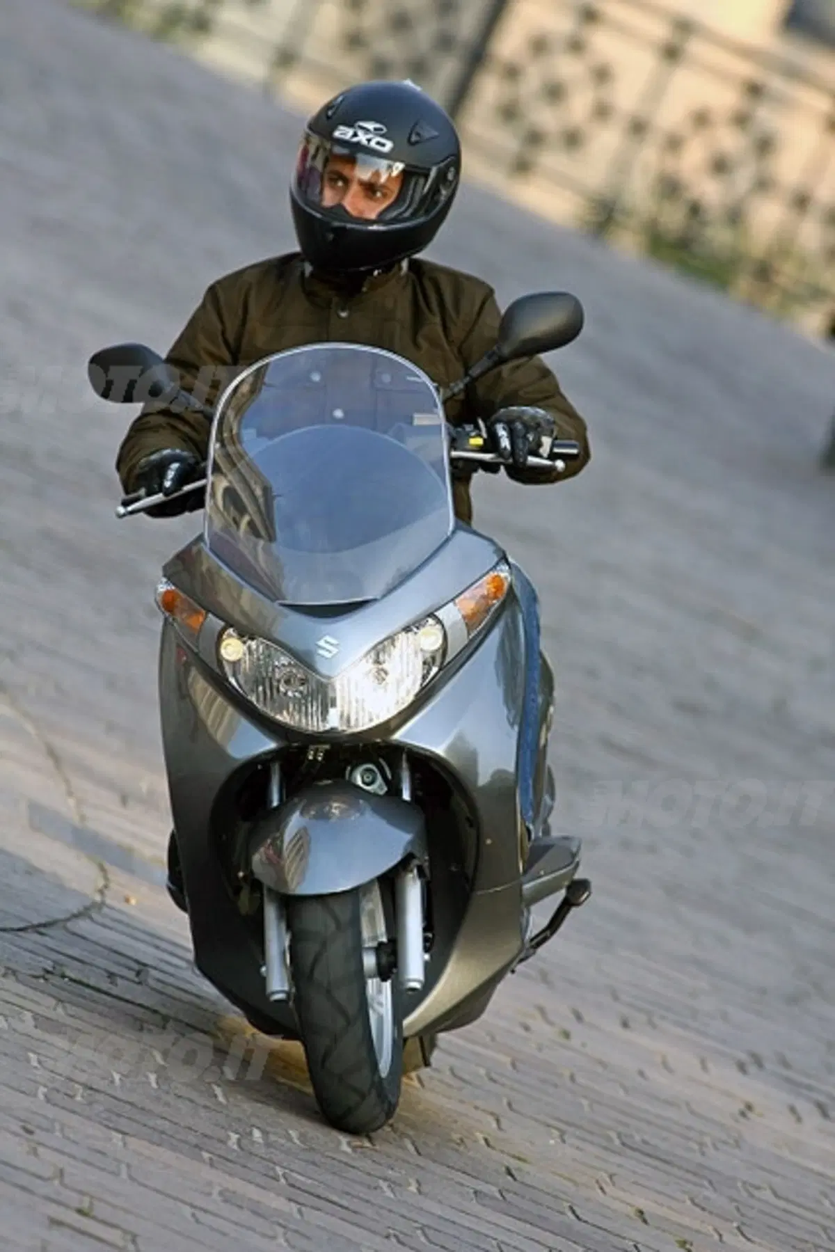 SUZUKI Burgman 200 (15)