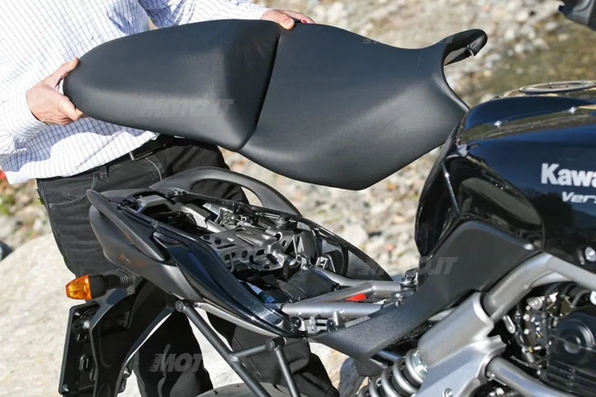 KAWASAKI VERSYS 650 (6)