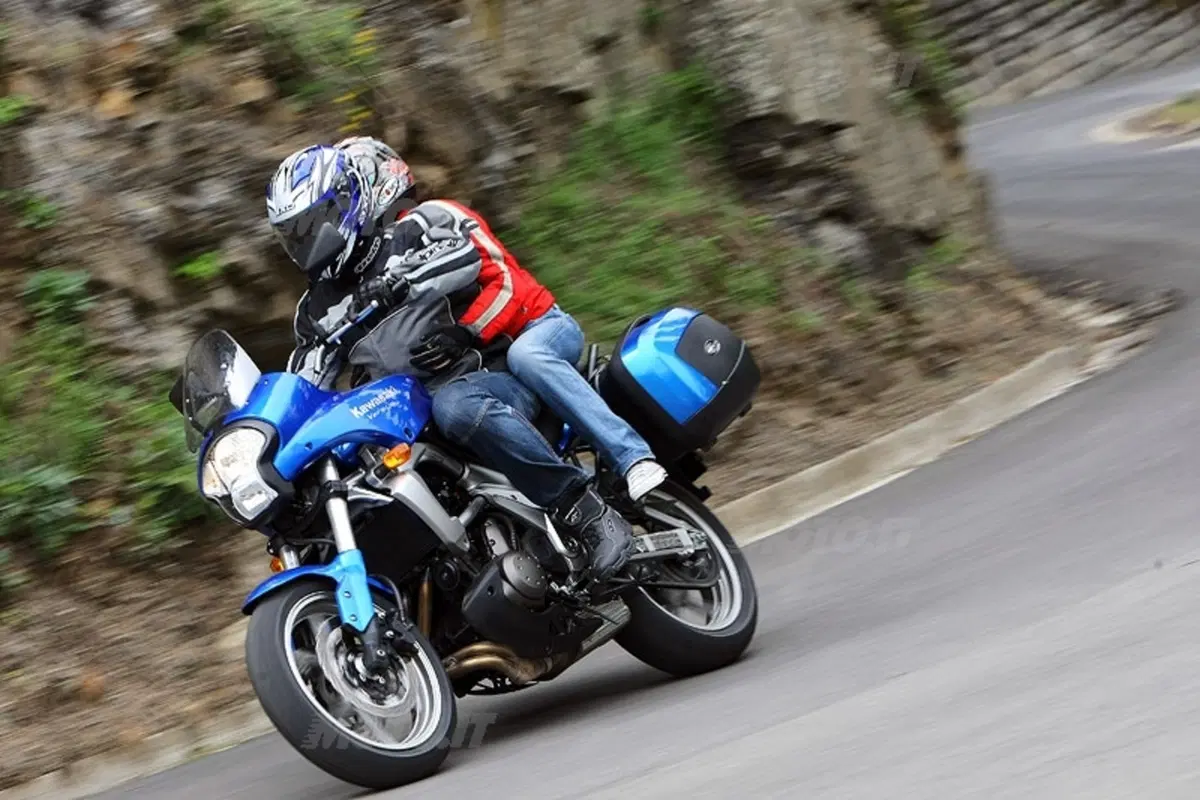 KAWASAKI VERSYS 650 (13)